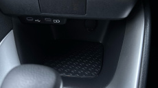 Toyota Yaris 1.5 Hybrid Icon 5dr CVT Hybrid Hatchback